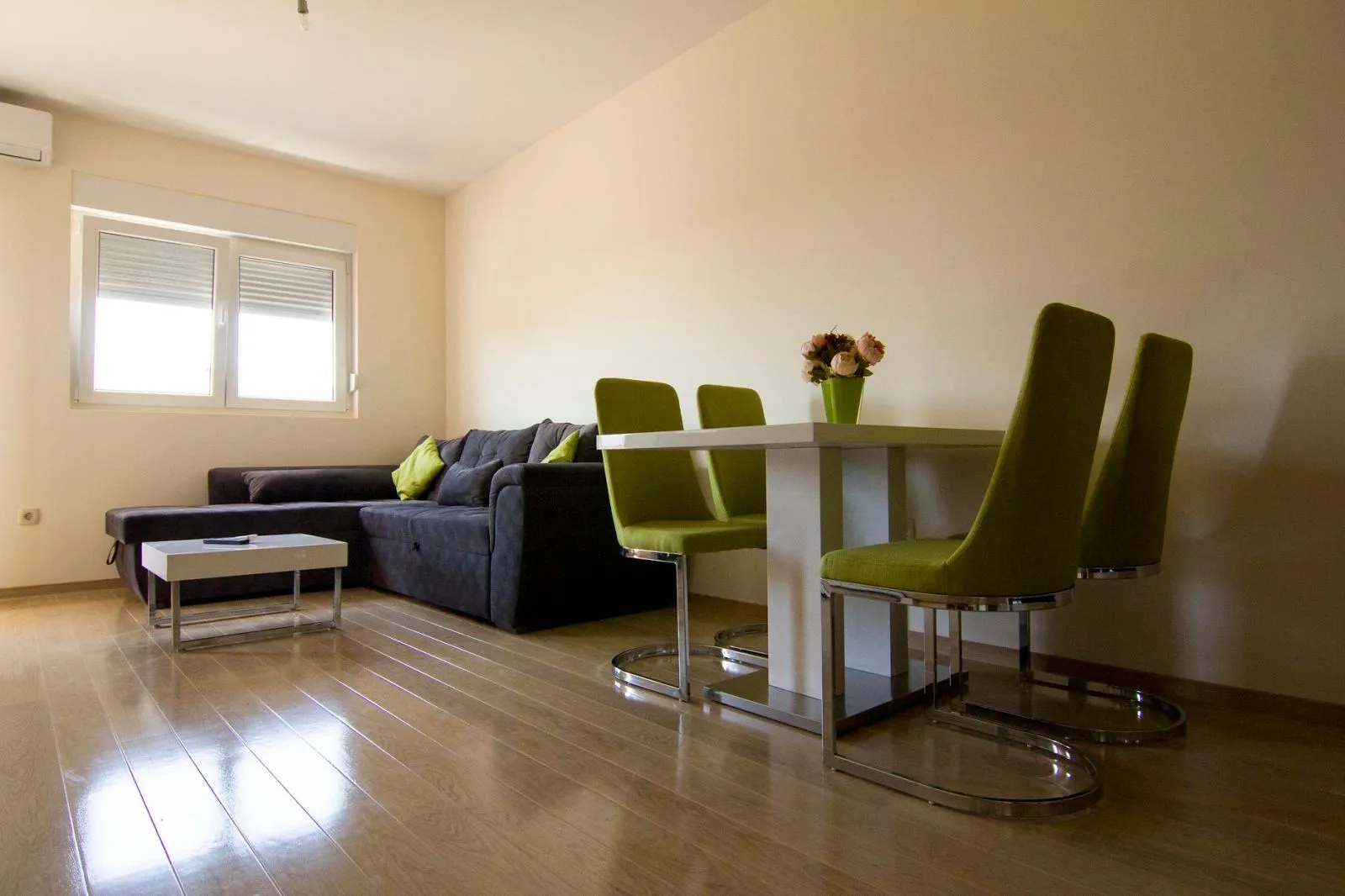 Izdavanje, jednosoban stan, 48m², City Kvart, Podgorica