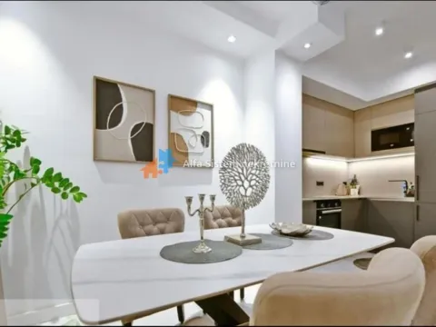 Izdavanje, trosoban stan, 72m², Savski Venac, Beograd - image 4