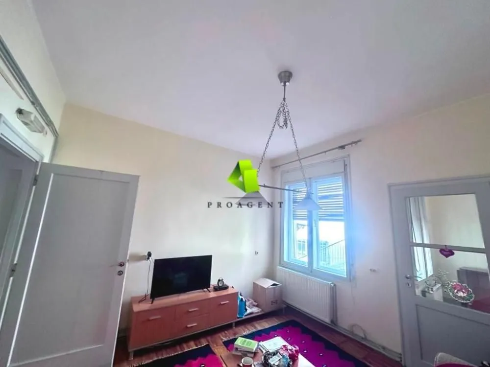 Rent, office space, 100m², Medijana, Niš