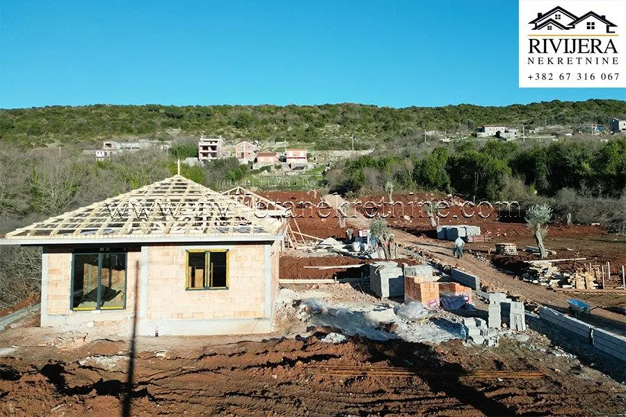 Sale, house, 70m², Krimovica, Kotor