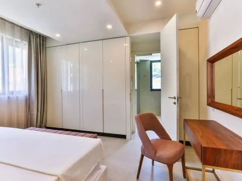 Sale, three bedroom apartment, 136m², Rafailovići, Budva - image 11