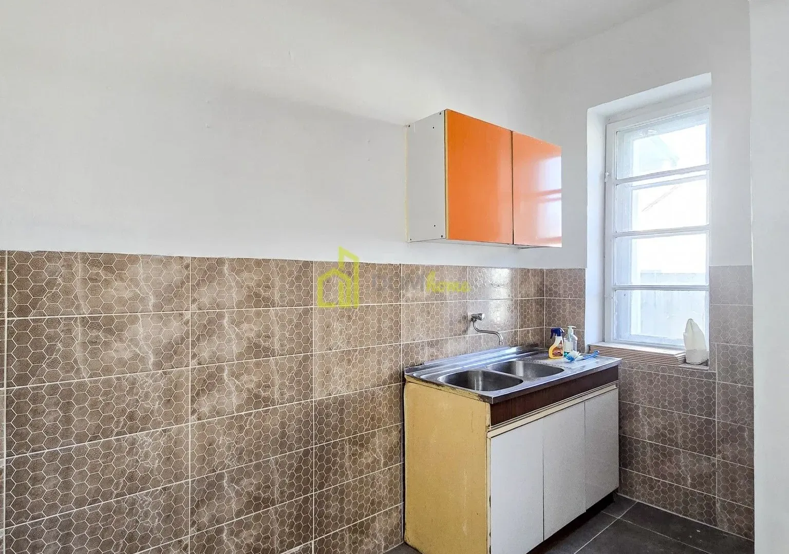 Prodaja, dvosoban stan, 65m², Masline, Podgorica