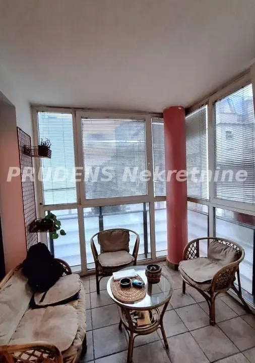 Prodaja, četvorosoban stan, 109m², Zvezdara Sve Podlokacije, Beograd