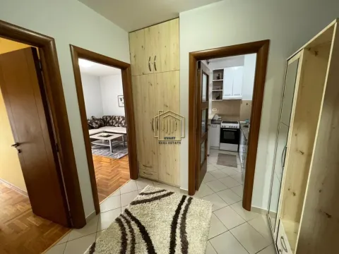 Izdavanje, jednosoban stan, 58m², Pobrežje, Podgorica - image 9