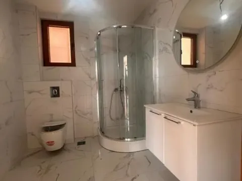 Sale, one bedroom apartment, 118m², Dobra Voda, Budva - image 4