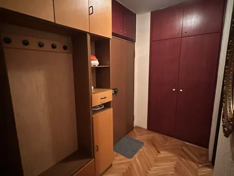 Rent, two bedroom apartment, 71m², Centar, Podgorica - image 11