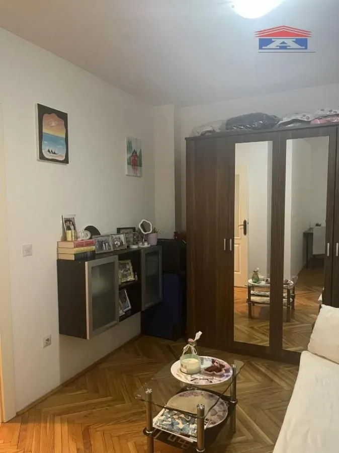 Izdavanje, garsonjera, 23m², Grbavica, Novi Sad Sve Podlokacije