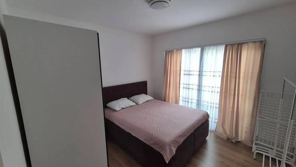 Rent, one bedroom apartment, 45m², Tivat, Crna Gora