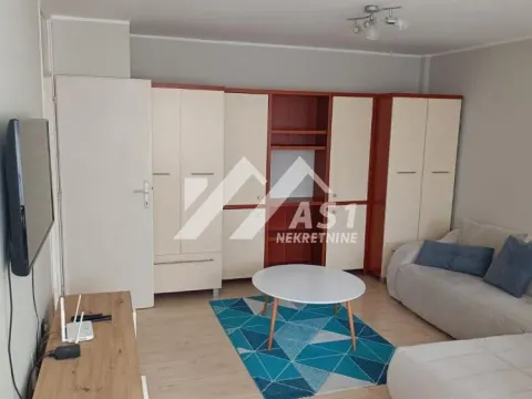 Izdavanje, dvosoban stan, 52m², Liman 1, Novi Sad Sve Podlokacije - image 2