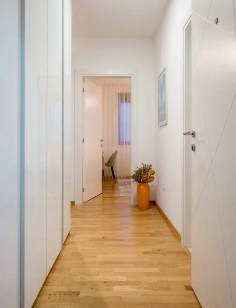 Prodaja, dvosoban stan, 63m², Mažina, Tivat