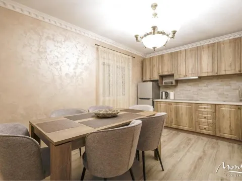 Prodaja, kuća, 204m², Herceg Novi, Crna Gora - image 13