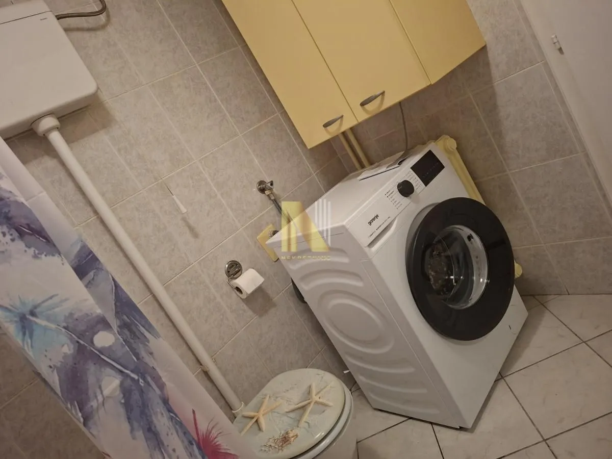 Izdavanje, dvosoban stan, 64m², Kej, Novi Sad Sve Podlokacije