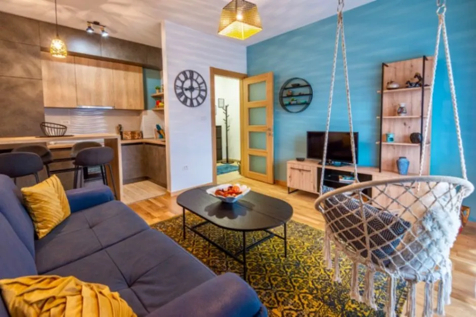 Izdavanje, jednosoban stan, 45m², Blok 9, Podgorica