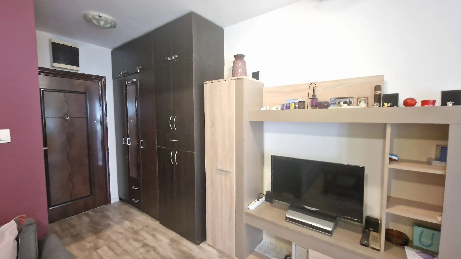 Rent, studio apartment, 35m², Budva, Crna Gora
