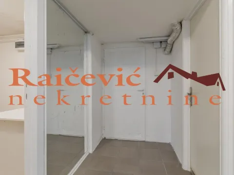 Prodaja, dvosoban stan, 43m², Savski Venac, Beograd - image 13