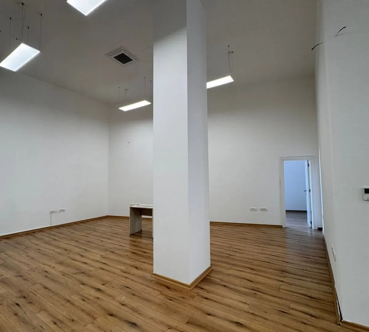 Rent, four bedroom apartment, 200m², Bečići, Budva