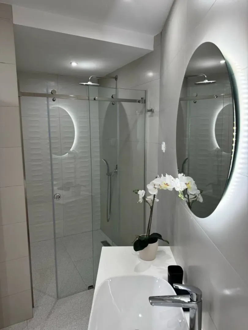 Rent, one bedroom apartment, 68m², Bečići, Budva