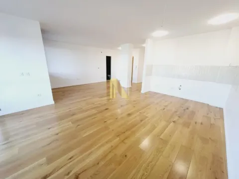 Prodaja, četvorosoban stan, 170m², Grbavica, Novi Sad Sve Podlokacije - image 8