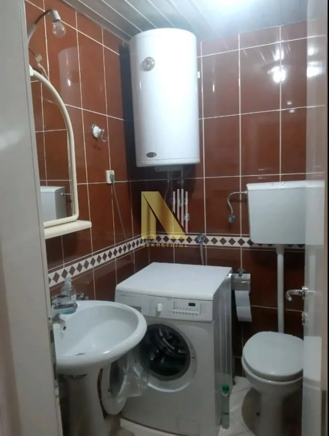 Izdavanje, dvosoban stan, 49m², Grbavica, Novi Sad Sve Podlokacije