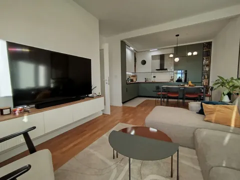 Prodaja, stan, 69m², Stari Aerodrom, Podgorica - image 5