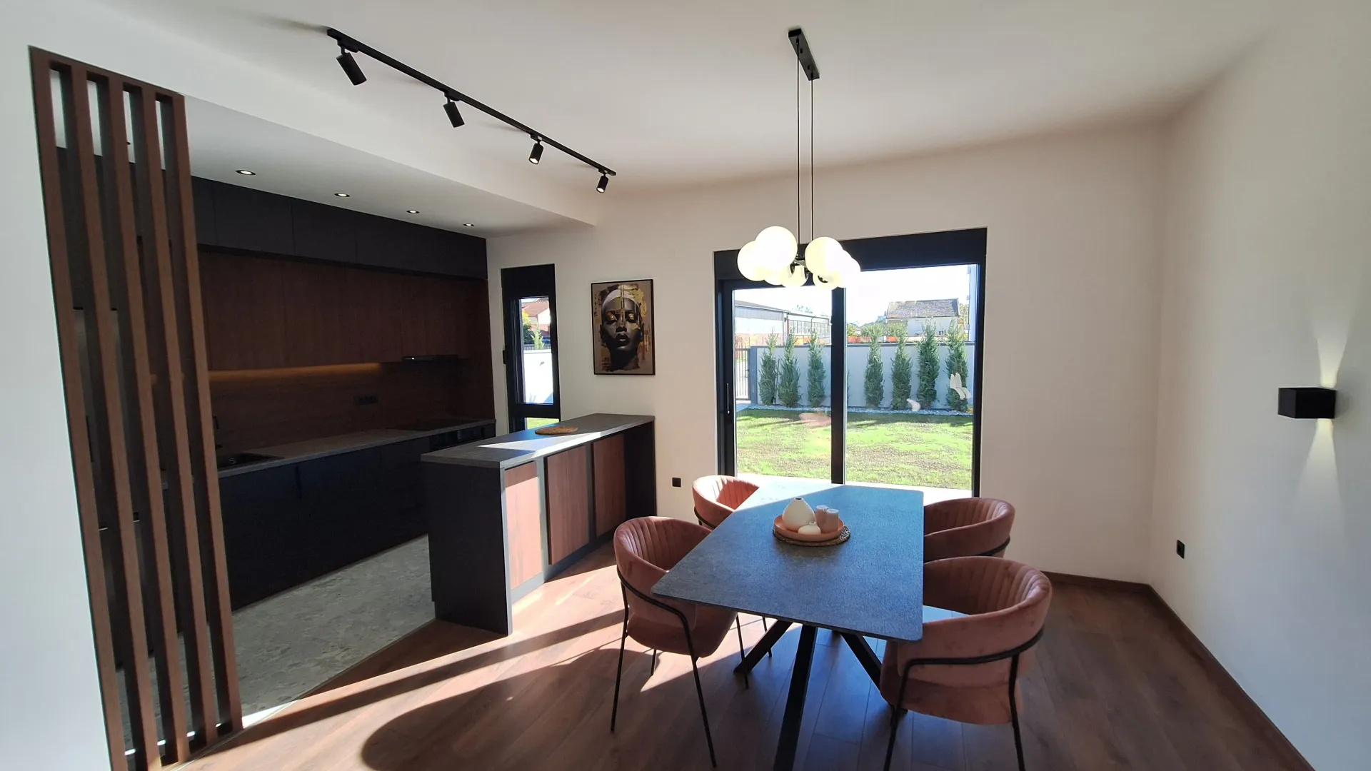 Prodaja, kuća, 169m², Gornja Gorica, Podgorica