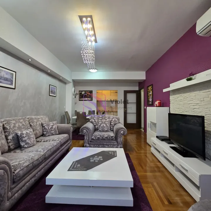 Rent, two bedroom apartment, 72m², City Kvart, Podgorica