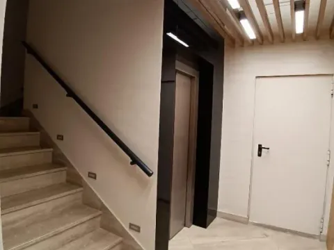 Sale, two bedroom apartment, 49m², Neimar, Vračar Sve Podlokacije - image 17
