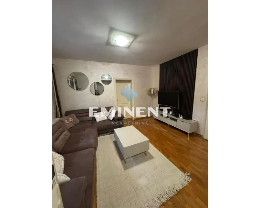 Rent, three bedroom apartment, 73m², Voždovac Sve Podlokacije, Beograd