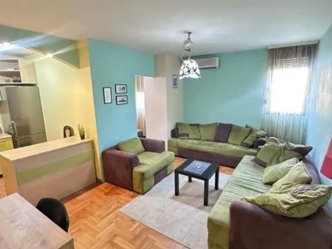 Izdavanje, jednosoban stan, 38m², Blok 5, Podgorica - image 4