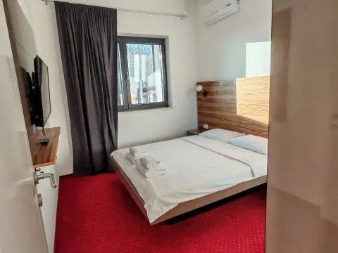 Sale, two bedroom apartment, 83m², Bečići, Budva - image 7