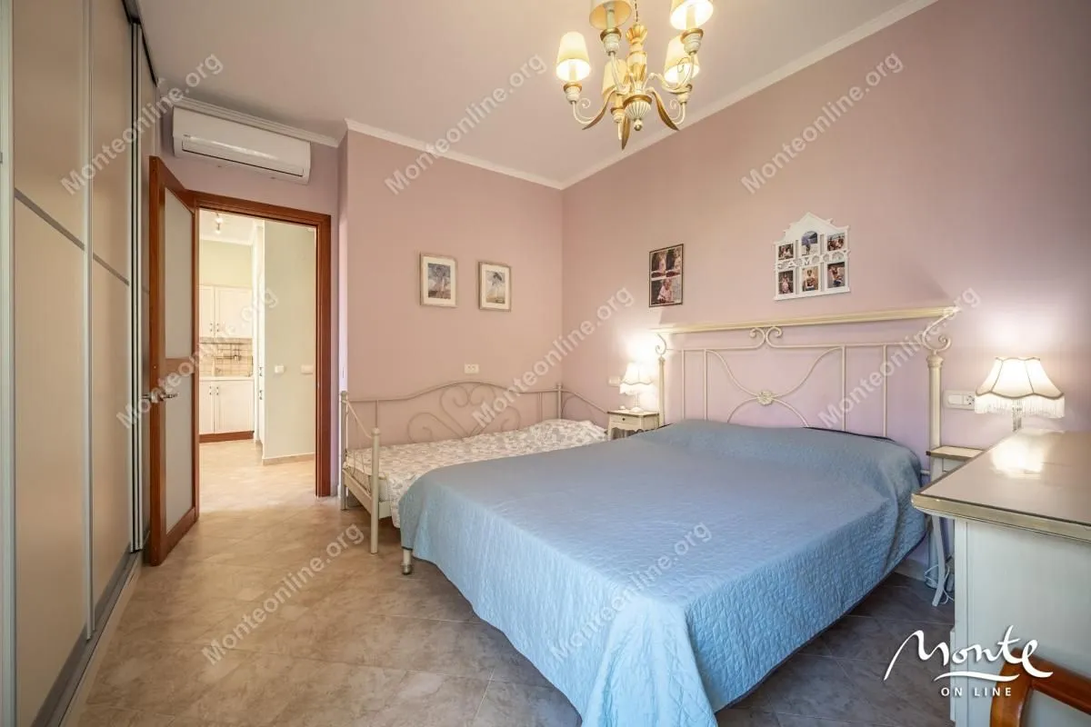 Prodaja, jednosoban stan, 63m², Orahovac, Kotor