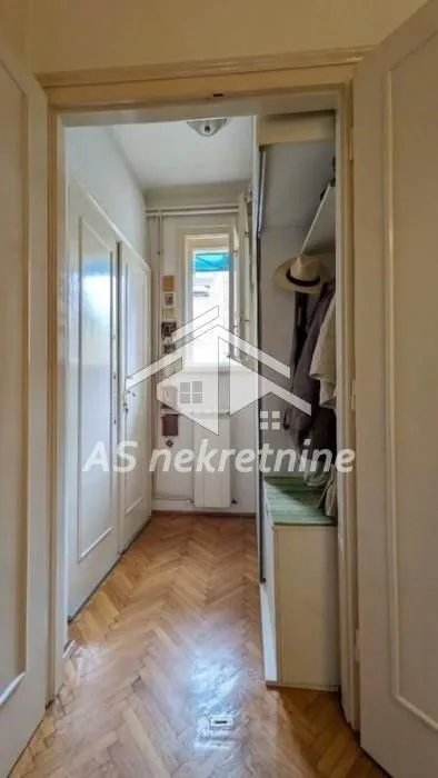 Rent, apartment, 63m², Vračar Sve Podlokacije, Beograd