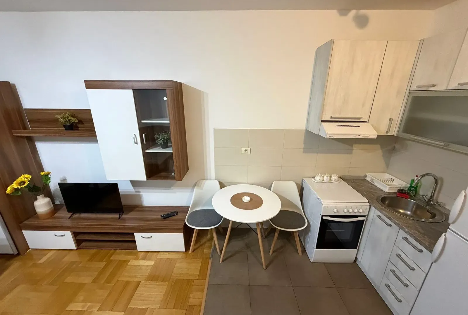 Rent, studio apartment, 32m², City Kvart, Podgorica