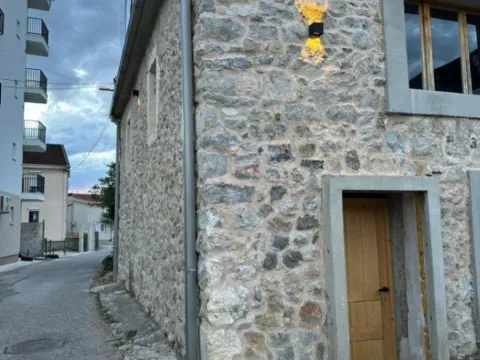 Sale, house, 86m², Stara Varoš, Podgorica - image 3