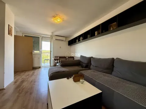 Sale, two bedroom apartment, 60m², Pantelej, Niš