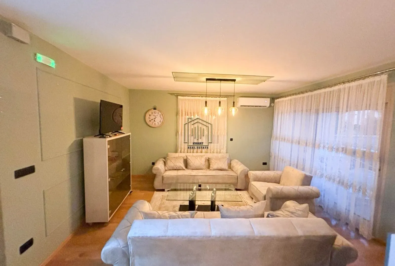 Izdavanje, dvosoban stan, 100m², Donja Gorica, Podgorica