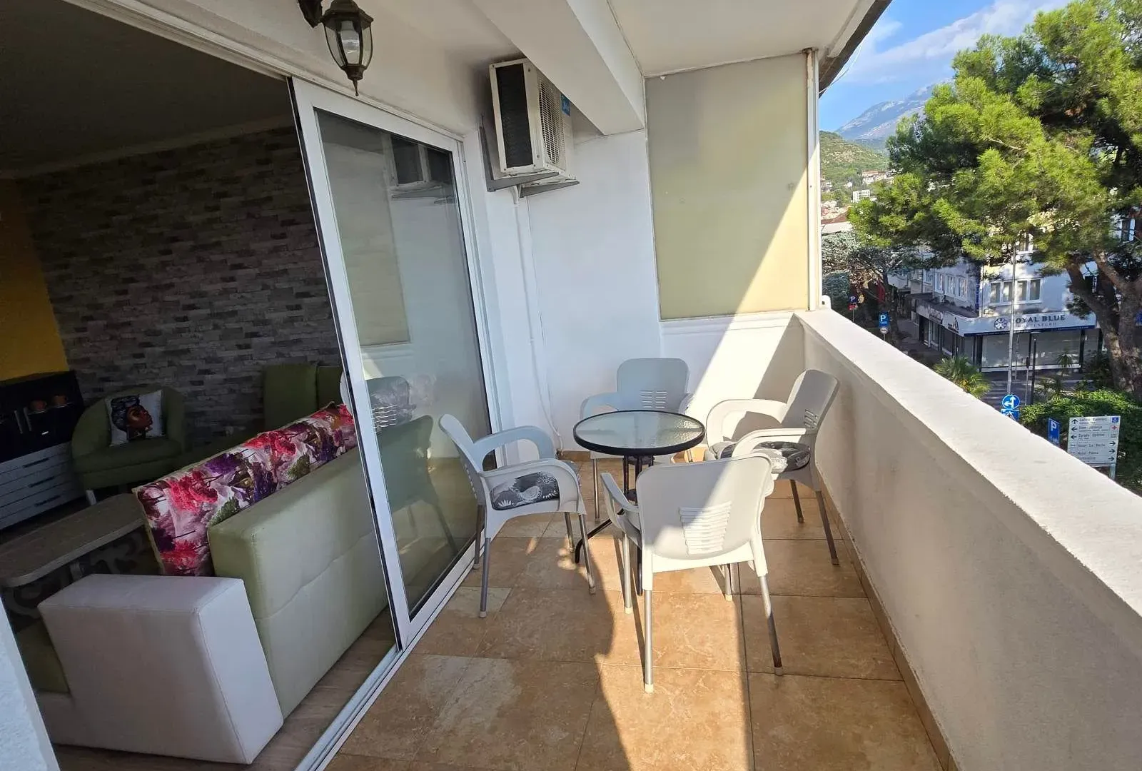 Rent, one bedroom apartment, 50m², Centar, Tivat