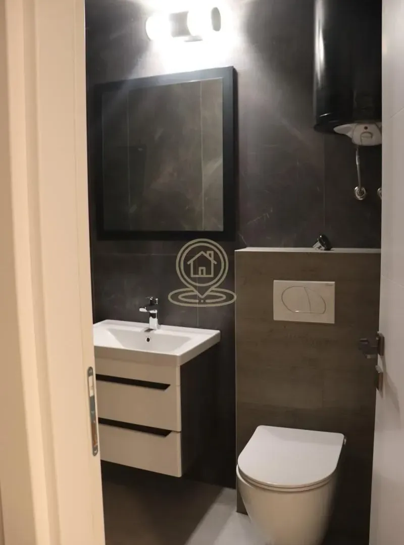 Rent, office space, 100m², Centar, Kragujevac