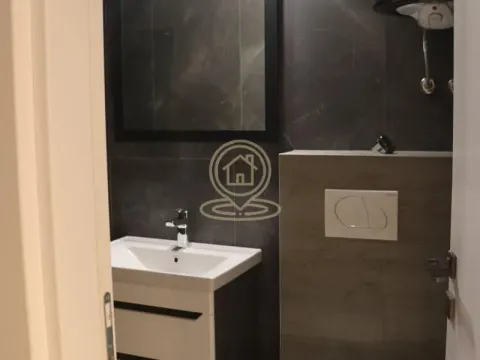 Izdavanje, poslovni prostor, 100m², Centar, Kragujevac - image 9