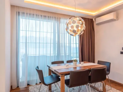 Sale, five bedroom apartment, 300m², Bečići, Budva - image 17
