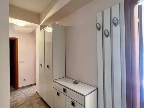 Rent, one bedroom apartment, 54m², City Kvart, Podgorica - image 8