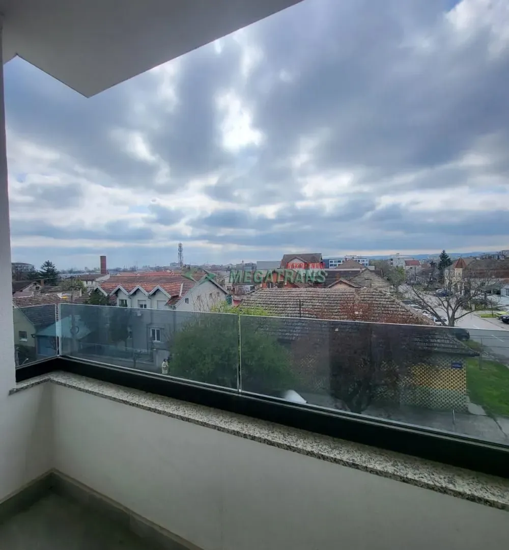 Izdavanje, dvosoban stan, 50m², Salajka, Novi Sad Sve Podlokacije