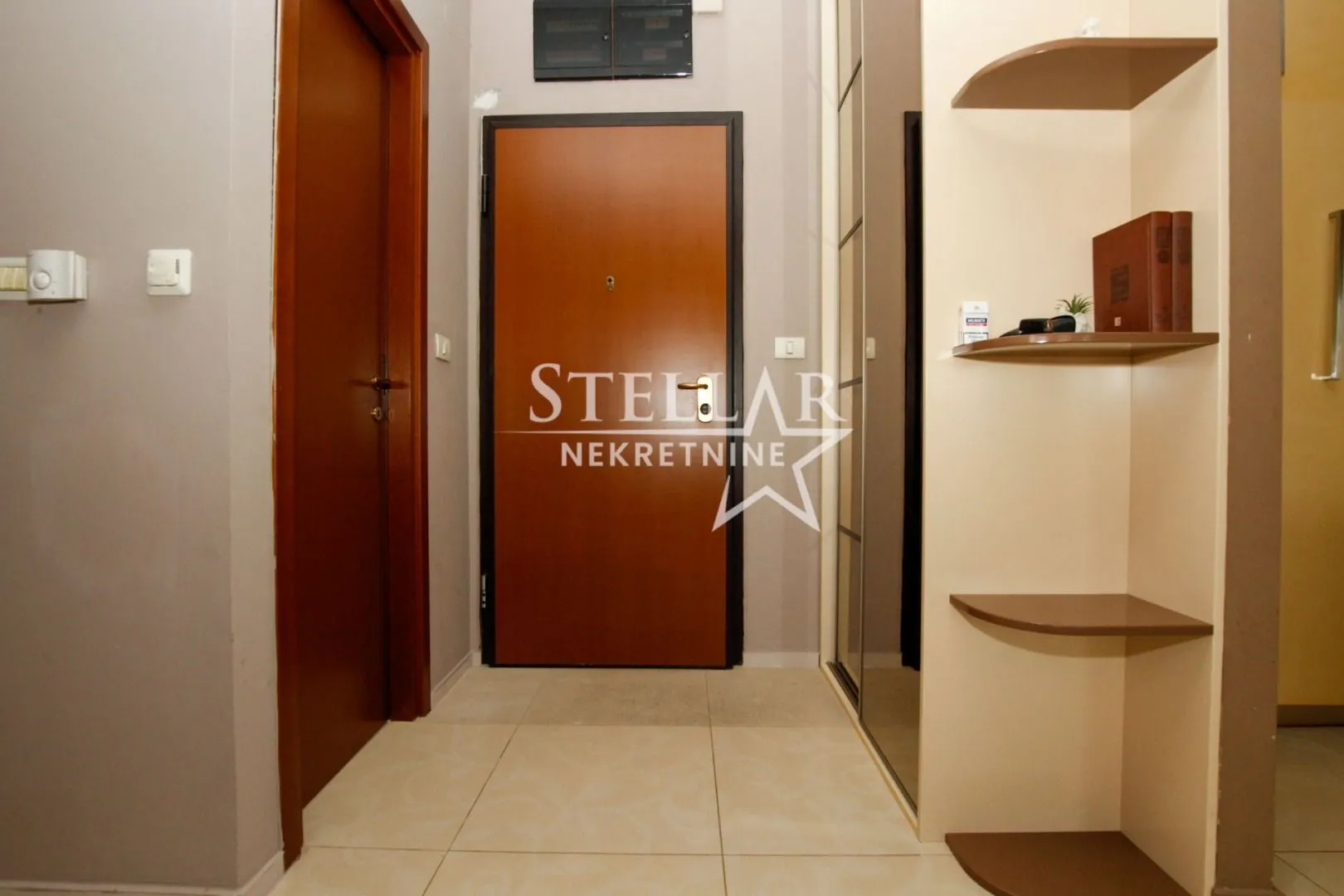 Rent, two bedroom apartment, 68m², City Kvart, Podgorica