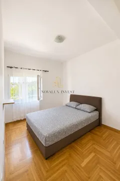 Rent, two bedroom apartment, 90m², Dalmatinska ulica, Podgorica - image 10