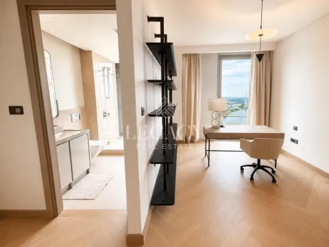 Rent, four bedroom apartment, 162m², Savski Venac, Beograd - image 11