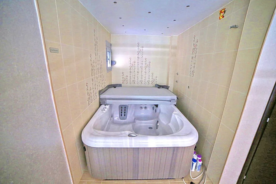Prodaja, kuća, 300m², Budva, Crna Gora