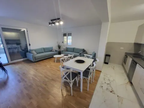 Izdavanje, jednosoban stan, 58m², Obala Đuraševića, Tivat - image 7