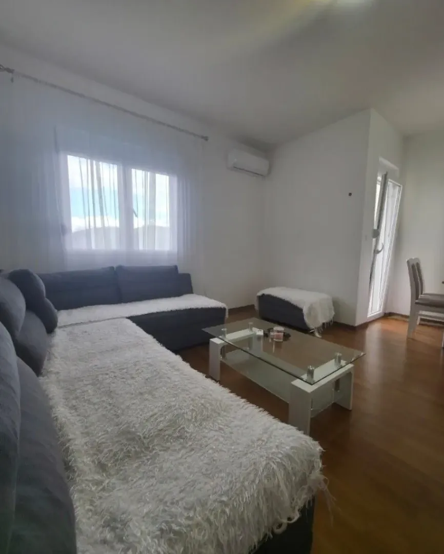 Rent, one bedroom apartment, 45m², City Kej, Podgorica