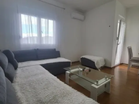 Izdavanje, jednosoban stan, 45m², City Kej, Podgorica - image 6