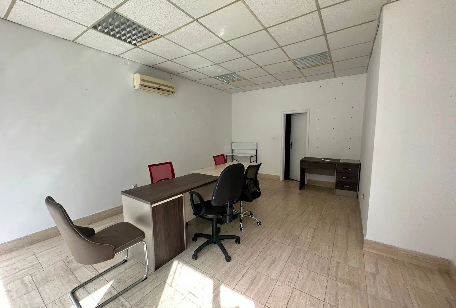 Rent, office space, 28m², Centar, Budva